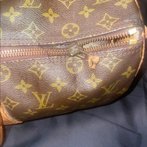 LV tote - Picture 5 of 9